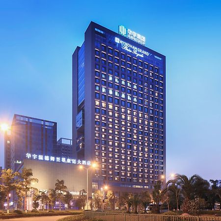 Wyndham Grand Plaza Royale Huayu Chongqing Hotell Exteriör bild