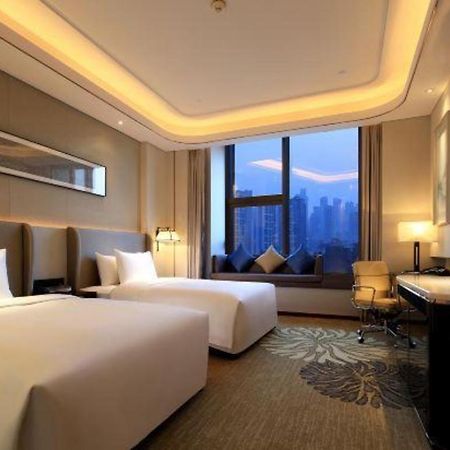 Wyndham Grand Plaza Royale Huayu Chongqing Hotell Exteriör bild